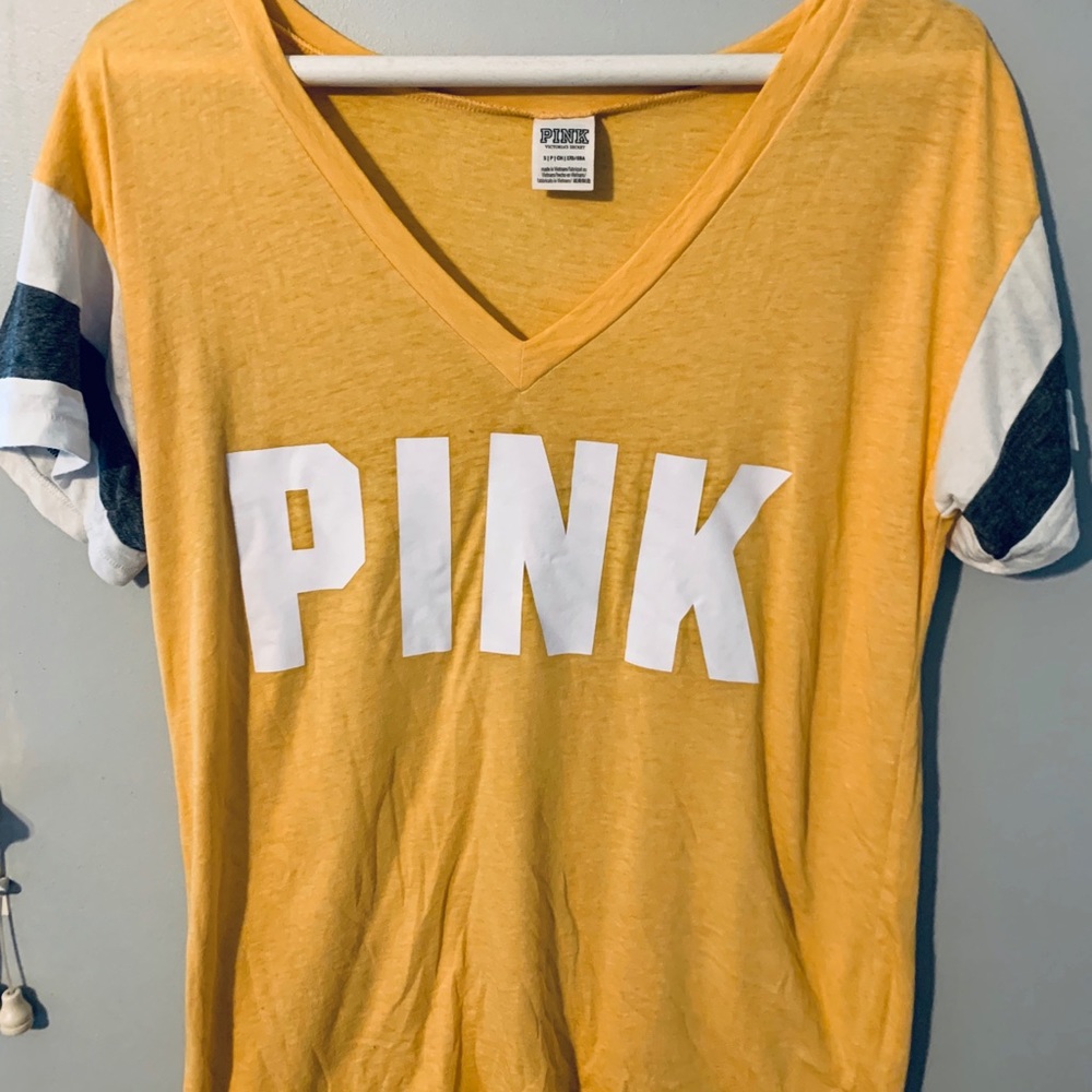 Tee shirt